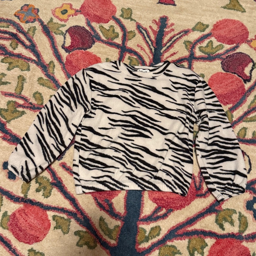Splendid 5T zebra print sweatshirt